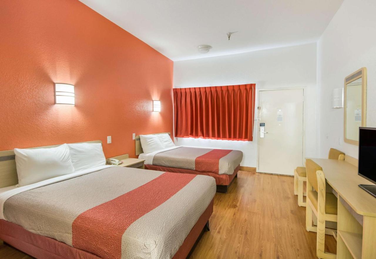 Motel 6-Humble, Tx Εξωτερικό φωτογραφία